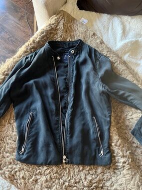 GAP Black Jacket